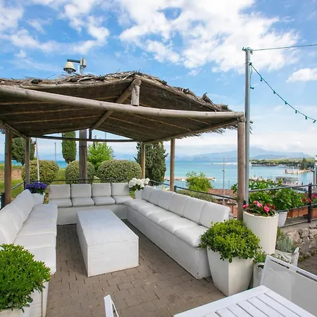 Lizzara-vecchia Sleeps 4 Apartamento *