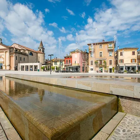Apartamento Lizzara-vecchia Sleeps 4 Peschiera del Garda